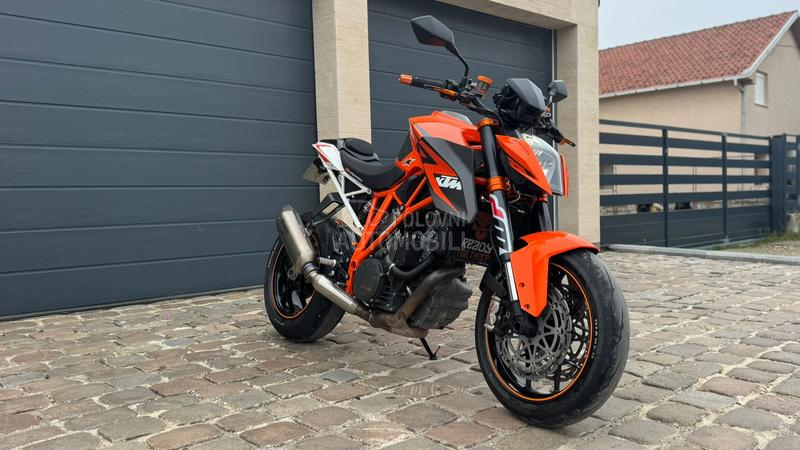 KTM Super Duke R THE Beast