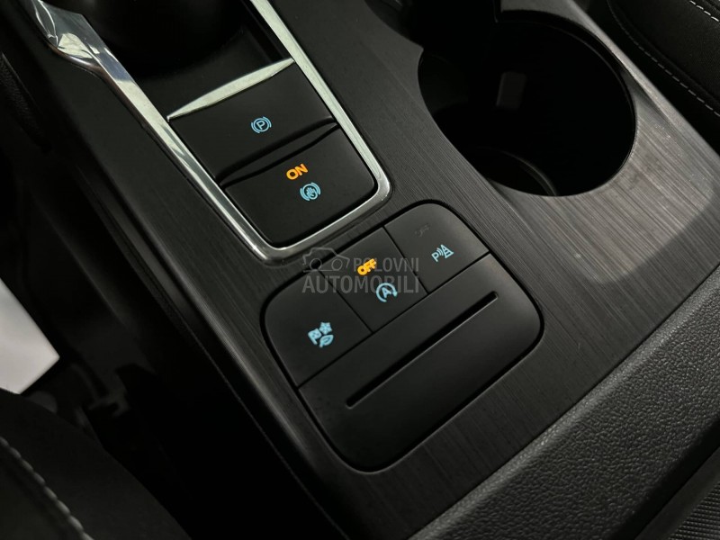 Ford Kuga 1.5 TDCI TITAN AUT