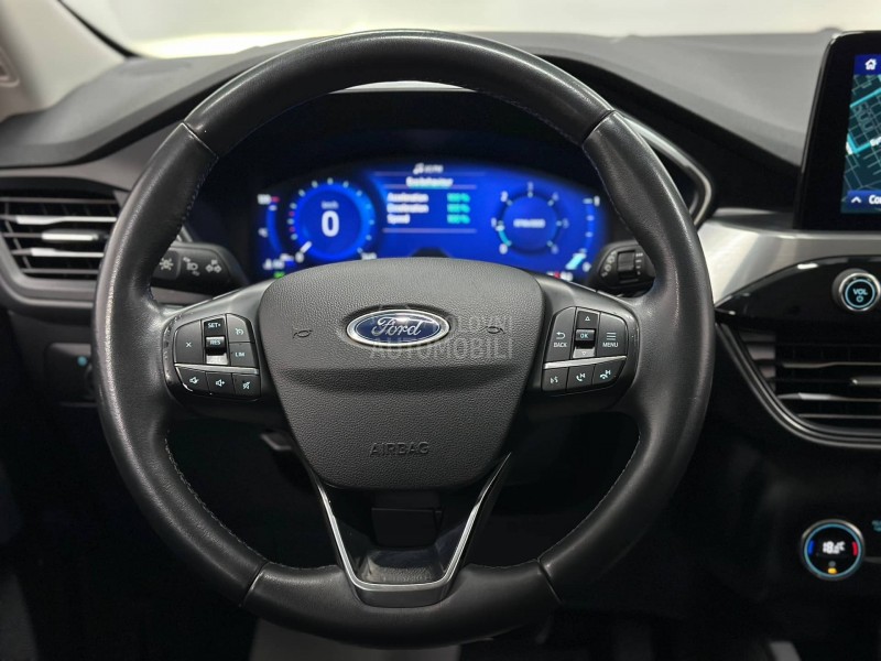 Ford Kuga 1.5 TDCI TITAN AUT