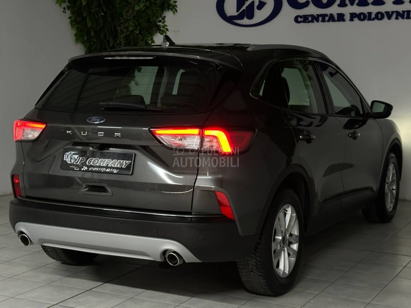 Ford Kuga 1.5 TDCI TITAN AUT