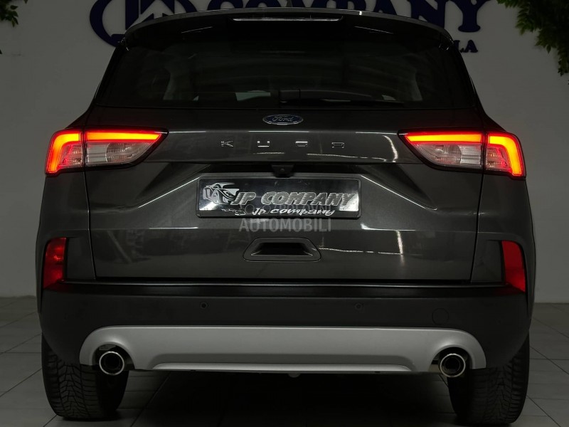 Ford Kuga 1.5 TDCI TITAN AUT