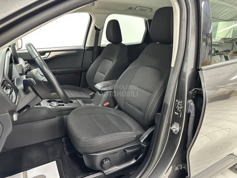 Ford Kuga 1.5 TDCI TITAN AUT
