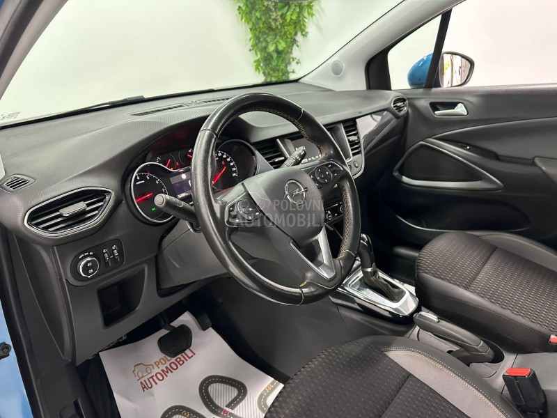 Opel Crossland X  1.2 INNOVATION AUT
