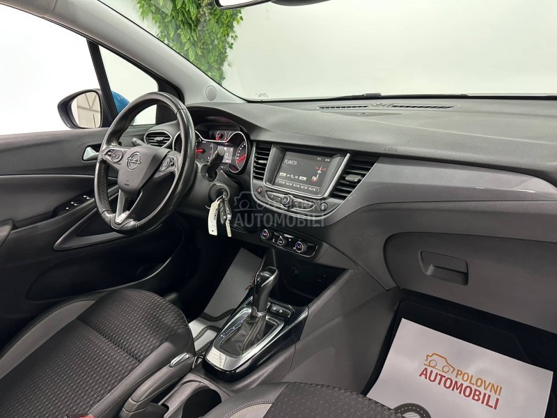 Opel Crossland X  1.2 INNOVATION AUT