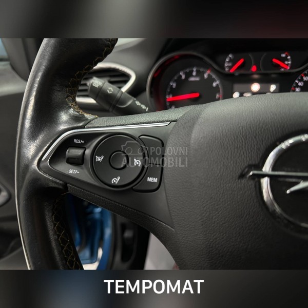 Opel Crossland X  1.2 INNOVATION AUT