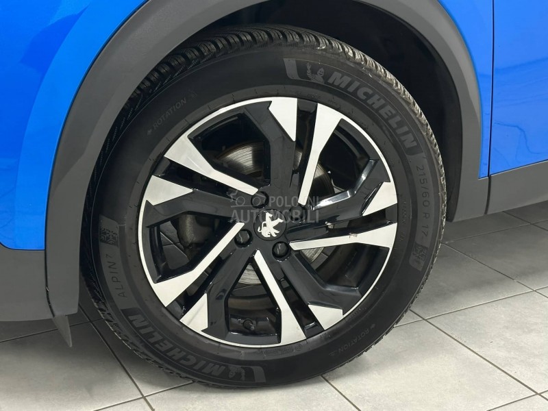 Peugeot 2008 1.2 ALLURE AUT