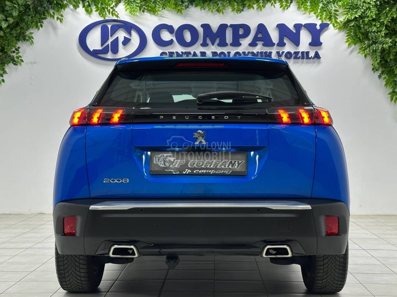 Peugeot 2008 1.2 ALLURE AUT