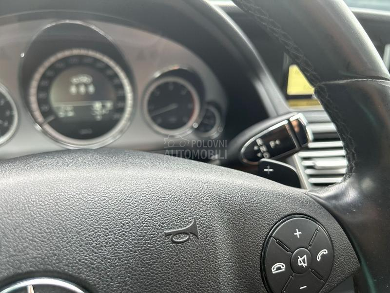 Mercedes Benz E 350 3.0