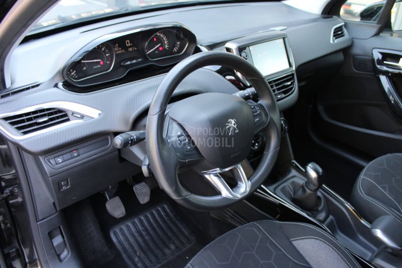Peugeot 2008 1.2 PURETECH ACTIVE
