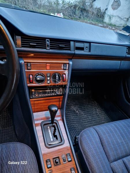 Mercedes Benz W124 300td