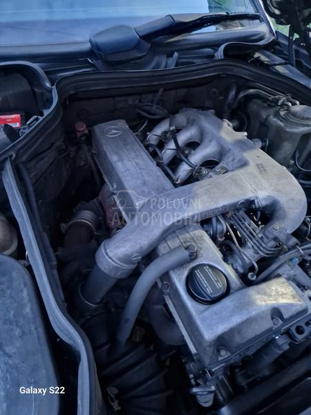 Mercedes Benz W124 300td