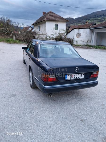 Mercedes Benz W124 300td