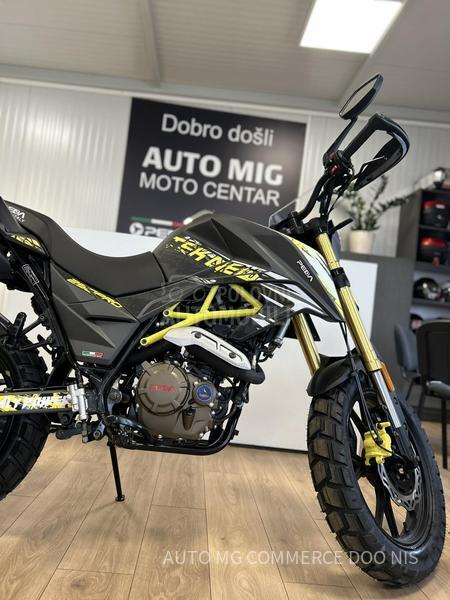 Peda TEK 250 EFI ABS DOSTUPNI