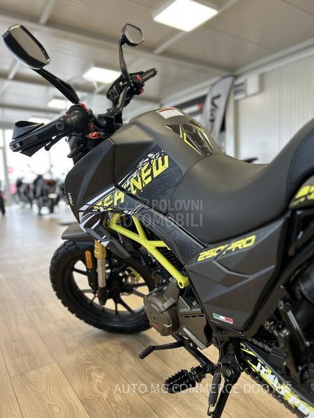 Peda TEK 250 EFI ABS DOSTUPNI