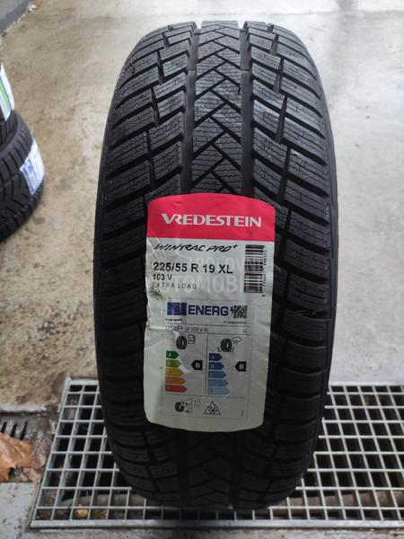Vredestein 225/55 R19 Zimska