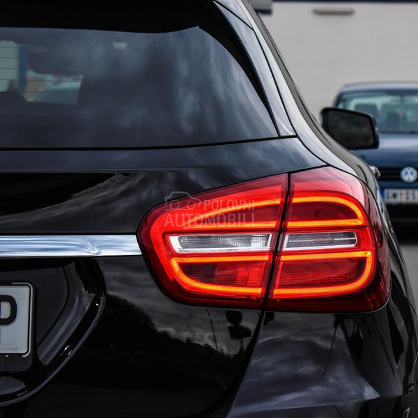 Mercedes Benz GLA 180 1.6 Autentičan AMG