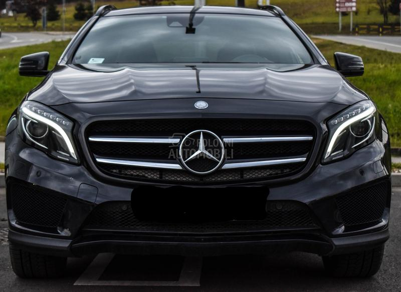 Mercedes Benz GLA 180 1.6 Autentičan AMG