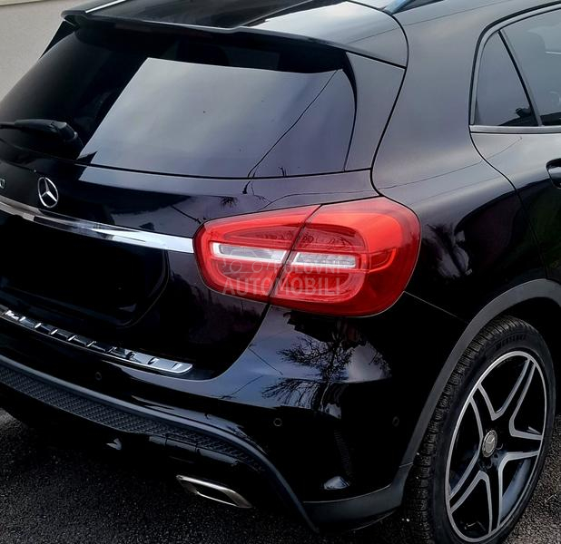 Mercedes Benz GLA 180 1.6 Autentičan AMG