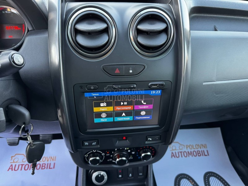 Dacia Duster 4x4 fuull NOV