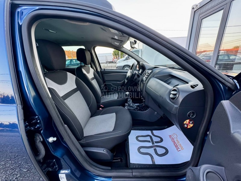 Dacia Duster 4x4 fuull NOV