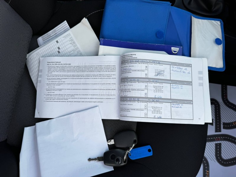 Dacia Duster 4x4 fuull NOV