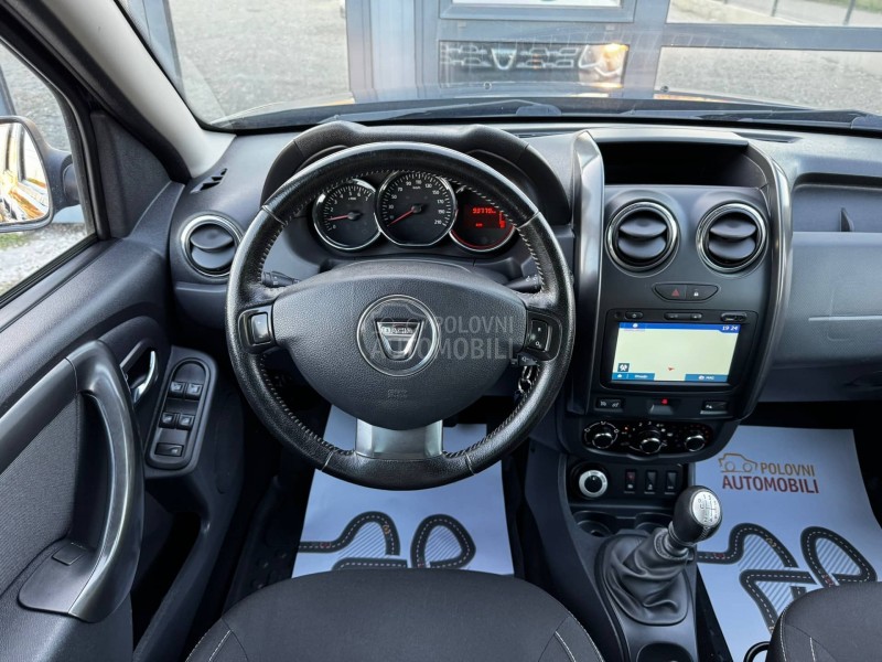 Dacia Duster 4x4 fuull NOV