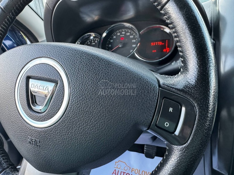 Dacia Duster 4x4 fuull NOV