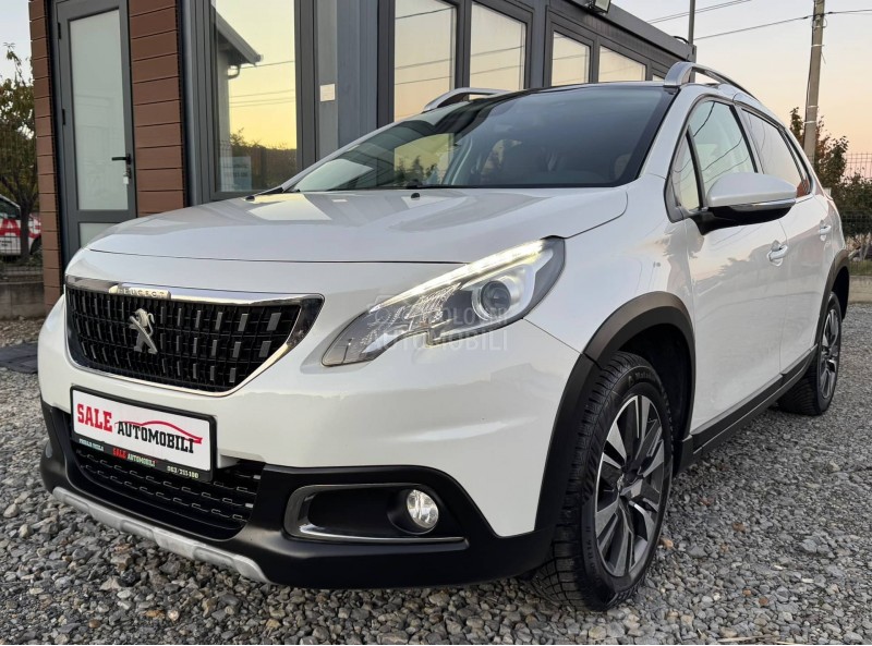 Peugeot 2008 Feline/Pano/Perla