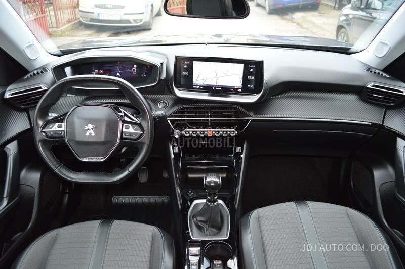 Peugeot 2008 1.2 PureTech Allure