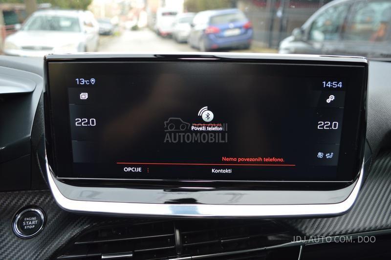 Peugeot 2008 1.2 PureTech Allure