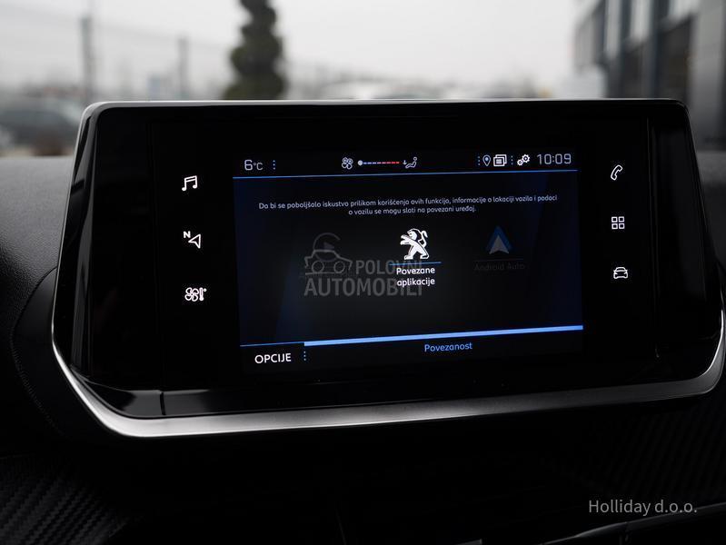 Peugeot 2008 1.2PureTech Led Nav