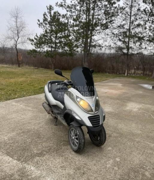 Piaggio mp3