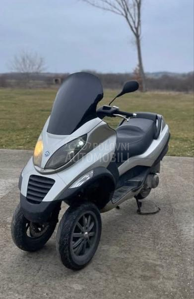 Piaggio mp3