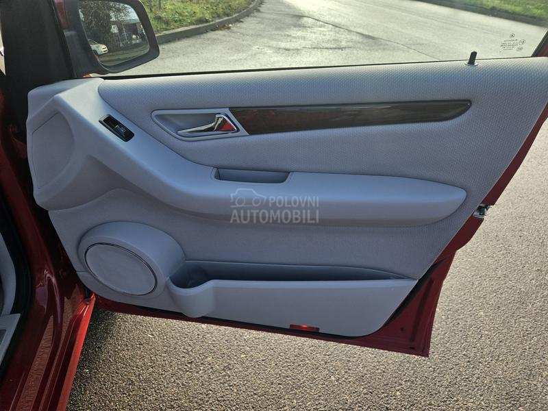 Mercedes Benz A 150 R.E.S.T.Y.L.I.N.G