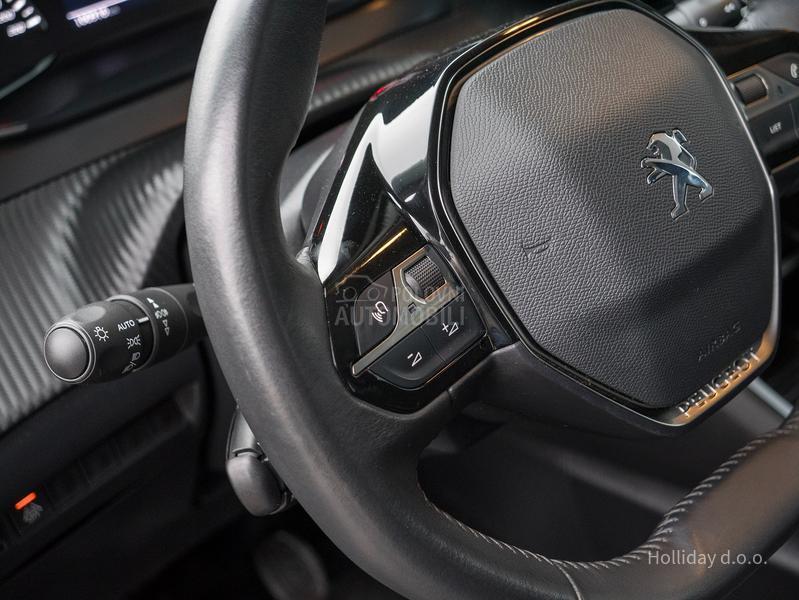 Peugeot 2008 1.2PureTech Led Kam