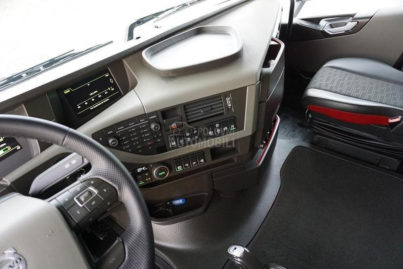 Volvo FH  tegljač DOM1667