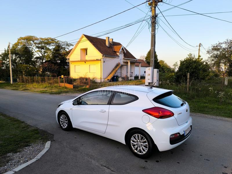 Kia pro_cee`d 