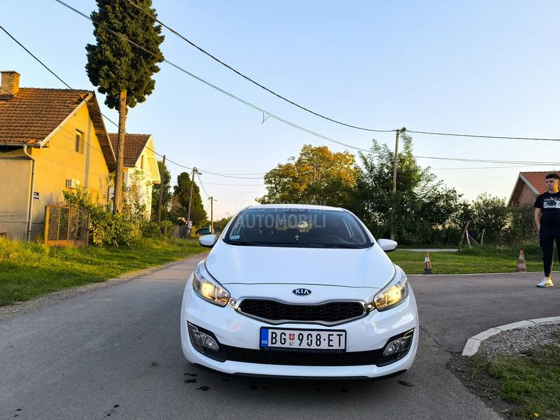 Kia pro_cee`d 