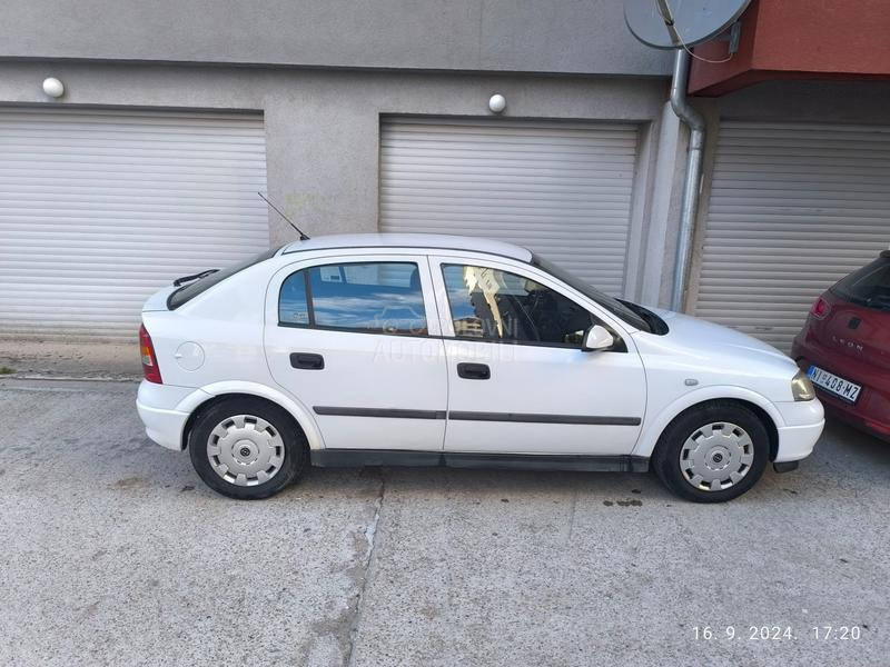 Opel Astra G 1.7