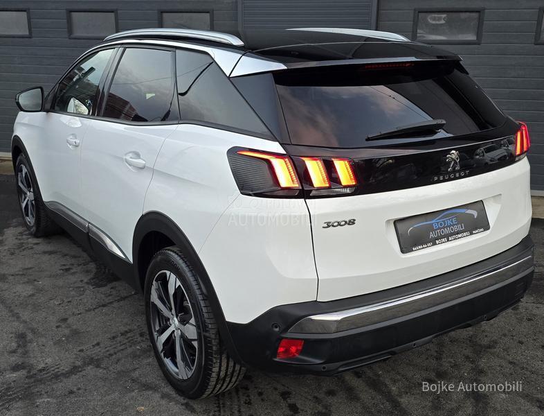 Peugeot 3008 1.5HDI ALLURE