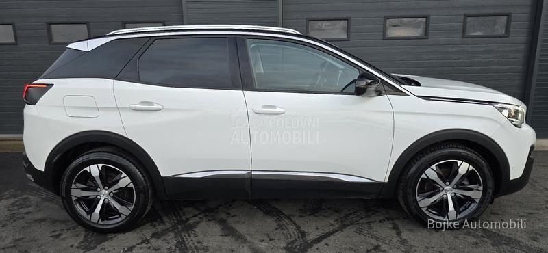 Peugeot 3008 1.5HDI ALLURE