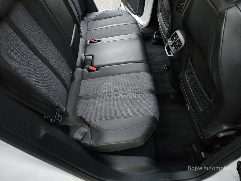 Peugeot 3008 1.5HDI ALLURE