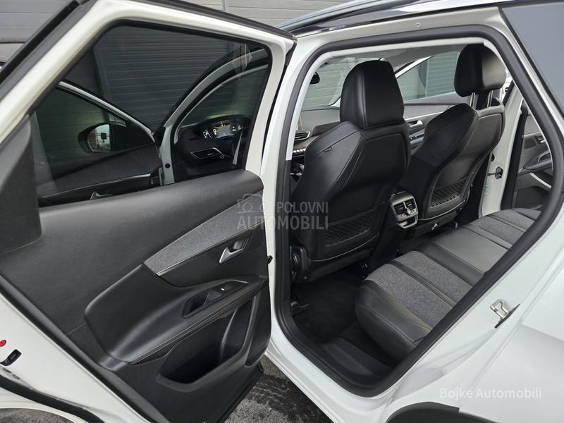 Peugeot 3008 1.5HDI ALLURE