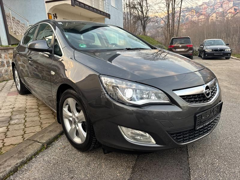 Opel Astra J 1.7 CDTI