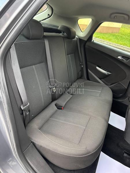 Opel Astra J 1.7 CDTI