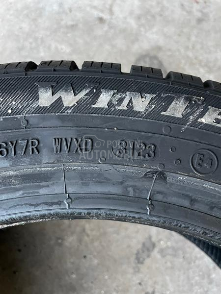 Viking 225/45 R17 Zimska