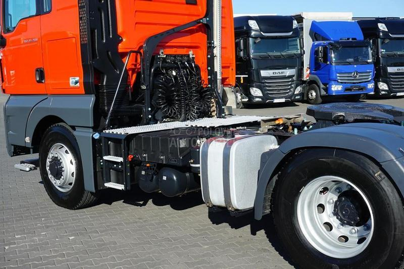 Volvo FH tegljač DOM1676