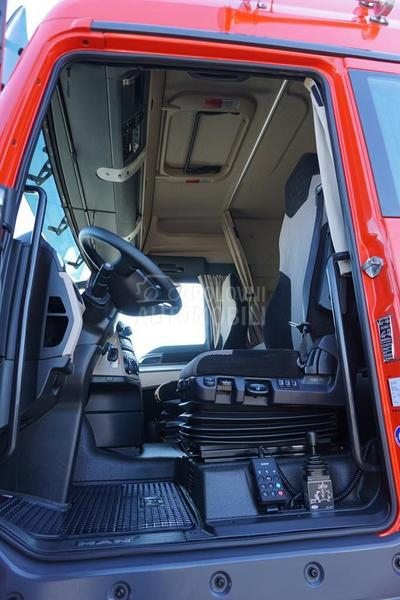 Volvo FH tegljač DOM1676