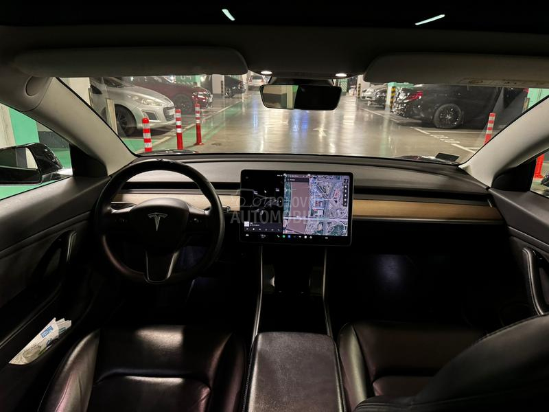 Tesla Model 3 Dual Range AWD