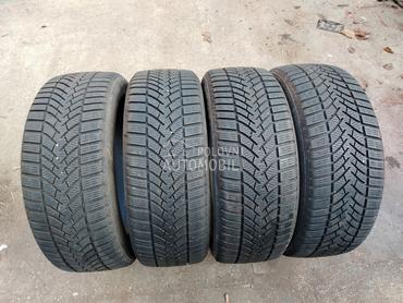 Semperit 215/50 R18 Zimska